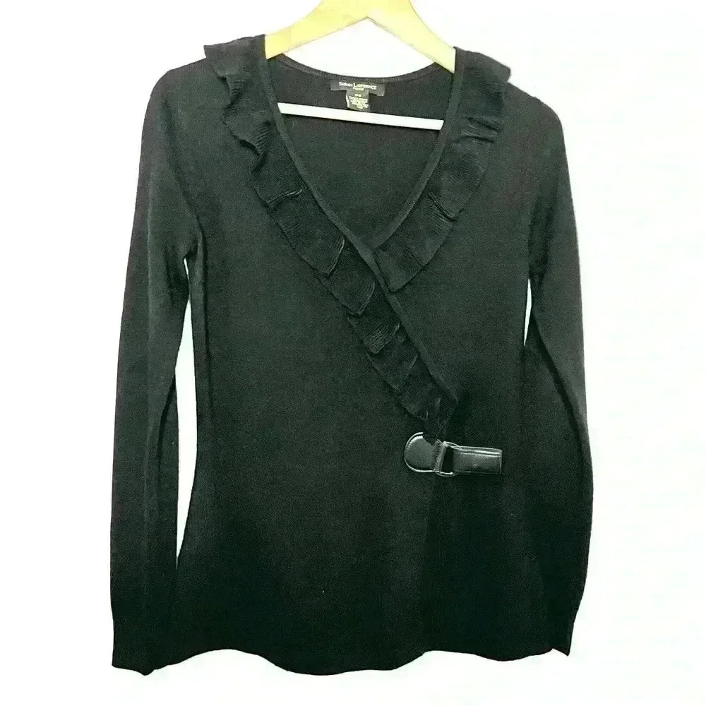 Susan Lawrence Black Sweater Ruffle Collar Size PS in EUC